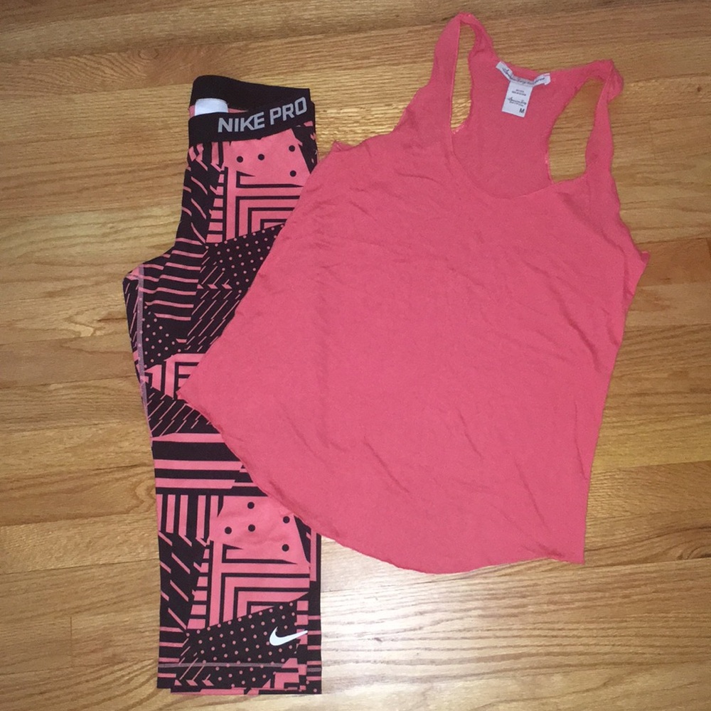 Nike Pro Patterned Crop Leggings W Matching Tank